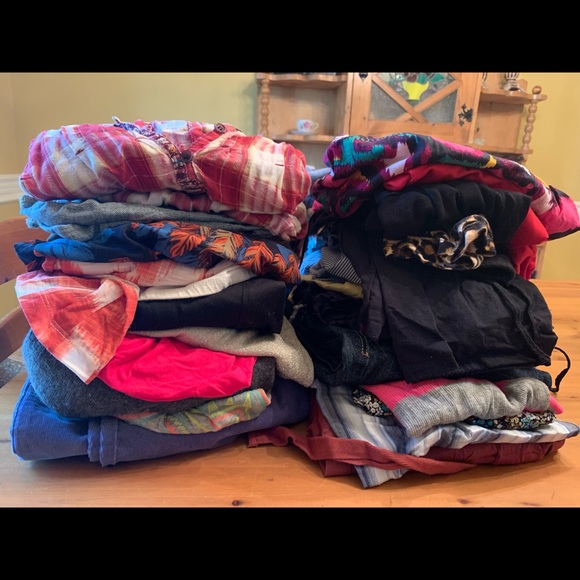 Clothes - Picture 2 of 3